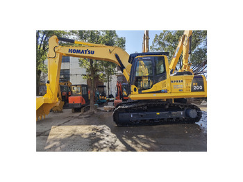 Máy xúc bánh xích KOMATSU PC200-8