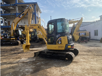 Máy xúc mini KOMATSU PC55