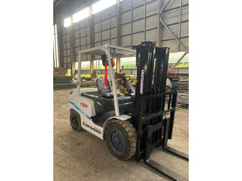 Xe nâng diesel TCM FD30 Forklift: hình 4