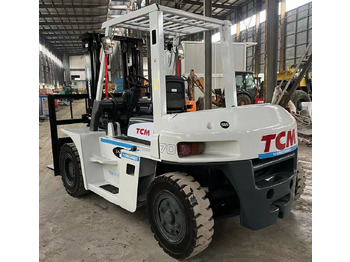 Xe nâng diesel TCM