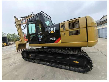 Máy xúc bánh xích CATERPILLAR 320D2