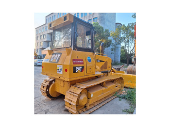 Máy ủi CATERPILLAR D5K