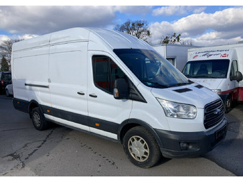 Xe van chở hàng FORD Transit