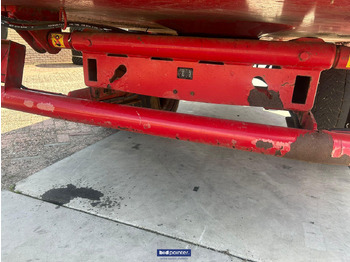 Xe trộn thức ăn gia súc PEECON