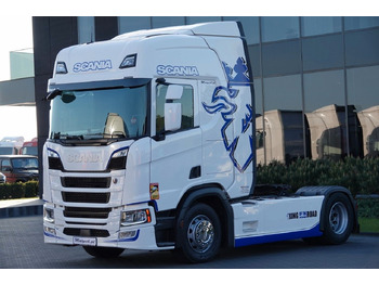 Xe đầu kéo SCANIA R 450