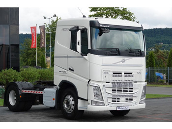 Xe đầu kéo VOLVO FH 420