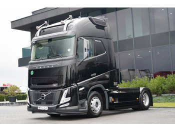 Xe đầu kéo VOLVO FH 500