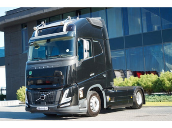 Xe đầu kéo VOLVO FH 500