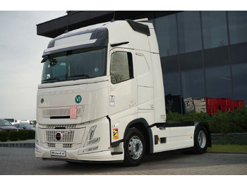Xe đầu kéo VOLVO FH 500
