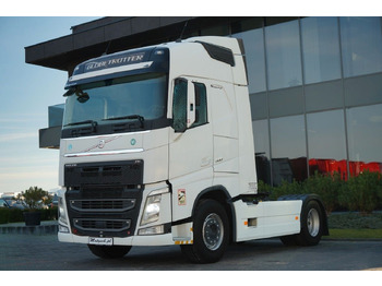 Xe đầu kéo VOLVO FH 500