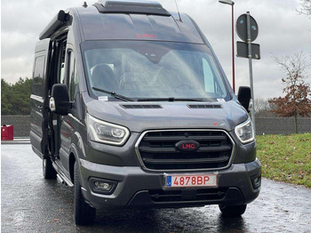 Xe van cắm trại LMC