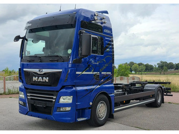 Xe tải khung gầm MAN TGX