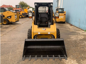 Máy xúc lật đa năng CAT 216 B 3: hình 4