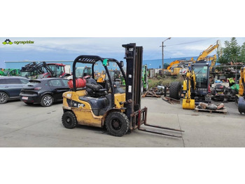 Xe nâng gas CATERPILLAR GP
