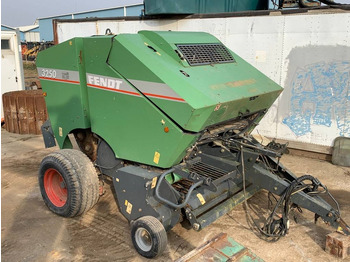 Máy đóng kiện tròn FENDT