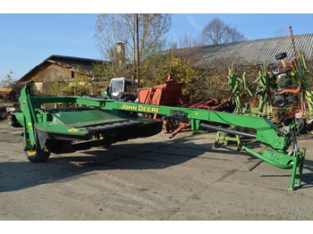 Máy cắt cỏ JOHN DEERE