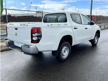 Xe bán tải, Xe tải van mới Mitsubishi L200 4x4 - 8 UNITS in WHITE 2.5 D GL Double Cab - EURO 2 - NEW!! Ready for work!!!**: hình 5