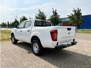 Xe bán tải, Xe tải van mới Nissan Navara 4x4 - 22 UNITS - 2.5 D Double Cab - XE - EURO 2 - NEW!! READY FOR WORK!!!: hình 3