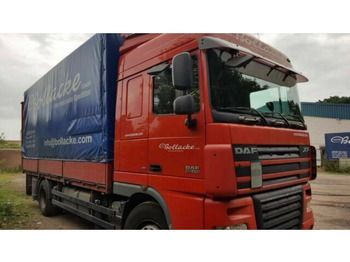 Xe tải thùng mui bạt DAF XF