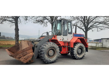 Máy xúc lật bánh lốp