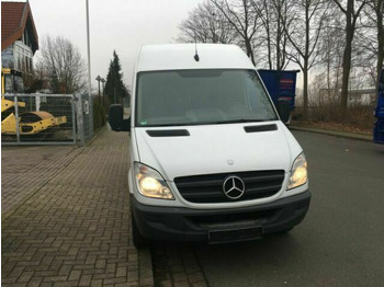 Xe van chở hàng MERCEDES-BENZ Sprinter 313