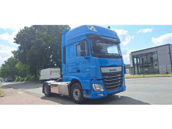 Xe đầu kéo DAF XF 106 460