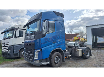 Xe đầu kéo VOLVO FH 460