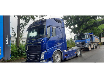 Xe đầu kéo VOLVO FH 500