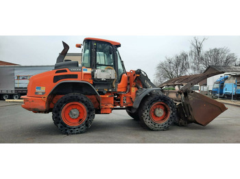 Máy xúc lật bánh lốp VOLVO L50