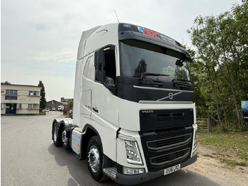 Xe đầu kéo VOLVO FH 460