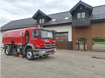 Xe quét đường BUCHER