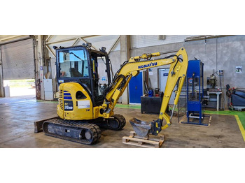 Máy xúc mini KOMATSU PC26