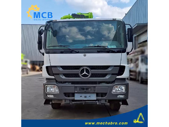 Xe bơm bê tông ZOOMLION