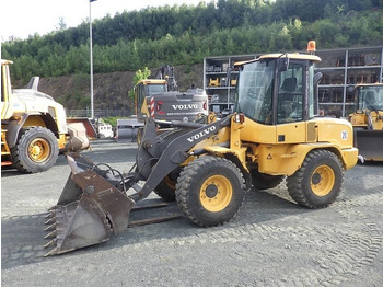 Máy xúc lật bánh lốp VOLVO L35G