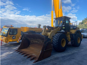 Máy xúc lật bánh lốp CATERPILLAR 966MXE