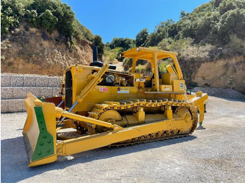 Máy ủi CATERPILLAR D9