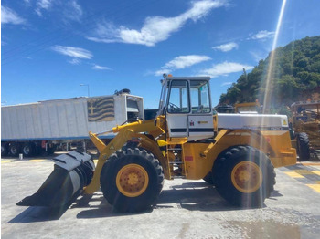 Máy xúc lật bánh lốp International 520A: hình 4 Máy xúc lật bánh lốp International 520A: hình 4