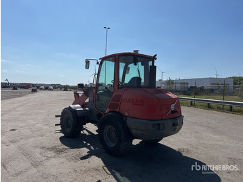 Máy xúc lật bánh lốp 2014 Volvo L25F Wheel Loader: hình 3