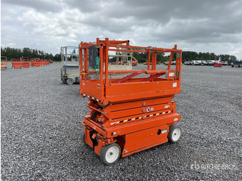 Máy nâng người hình kéo SKYJACK