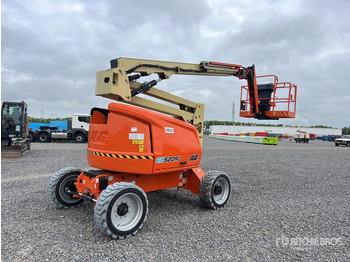 Xe nâng người nhiều khớp nối JLG