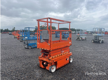 Máy nâng người hình kéo SKYJACK