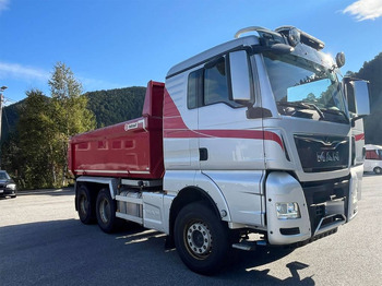Xe ben MAN TGX 26.580