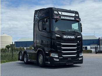 Xe đầu kéo SCANIA S 500