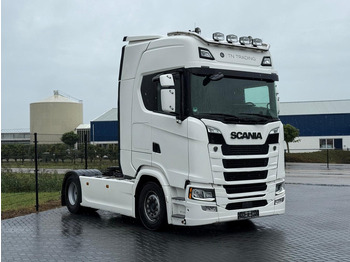 Xe đầu kéo SCANIA S 500