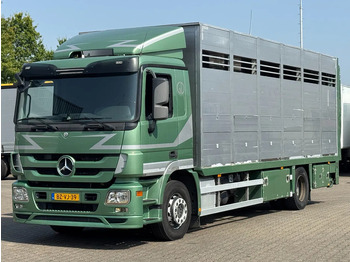 Xe tải chở gia súc MERCEDES-BENZ Actros 1832