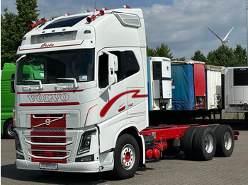 Xe tải khung gầm VOLVO FH16 750