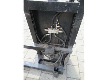 Đính kèm cho Thiết bị xử lý vật liệu Terberg Zij-belading Mini Container + opvangbak: hình 3 Đính kèm cho Thiết bị xử lý vật liệu Terberg Zij-belading Mini Container + opvangbak: hình 3