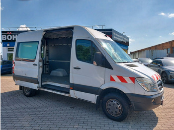 Xe van chở khách MERCEDES-BENZ Sprinter 519