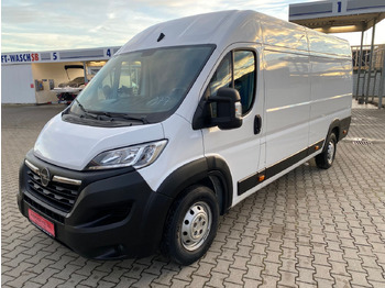 Xe van chở khách OPEL