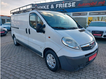 Xe van chở khách OPEL Vivaro